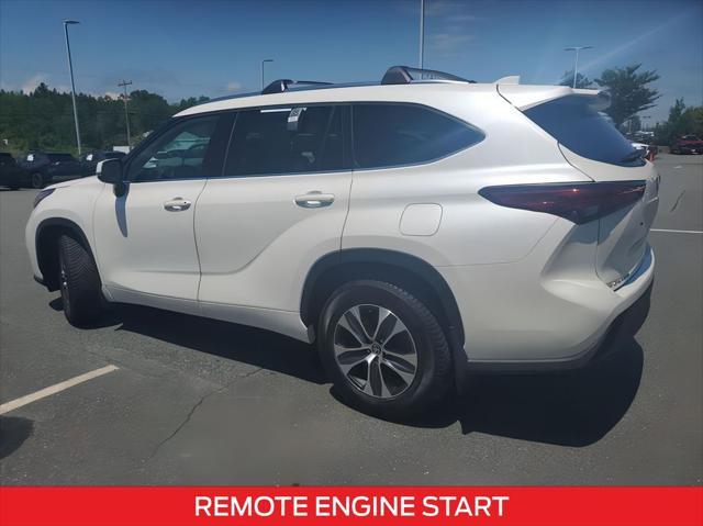 used 2021 Toyota Highlander car, priced at $31,934
