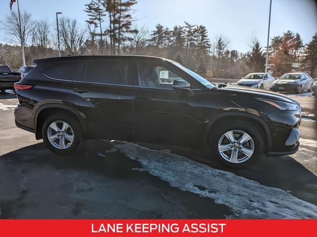 used 2022 Toyota Highlander car, priced at $30,000