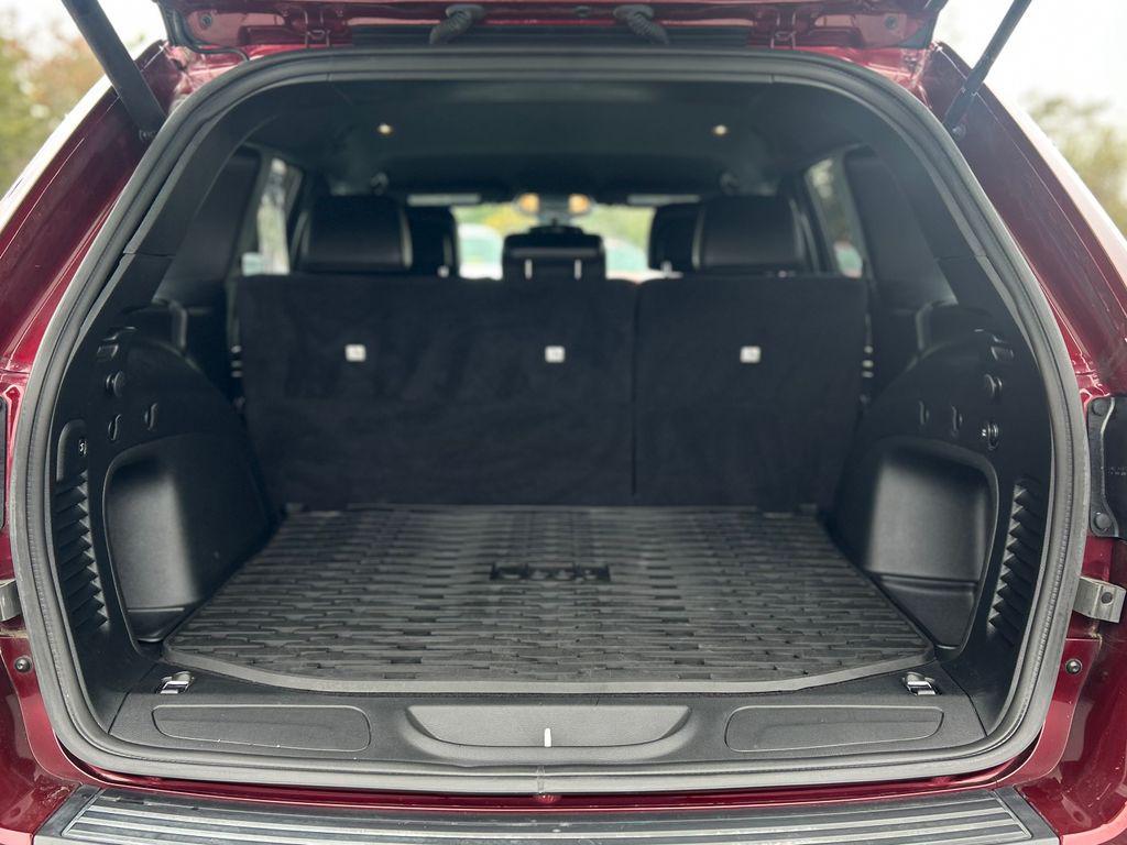 used 2021 Jeep Grand Cherokee car, priced at $24,101