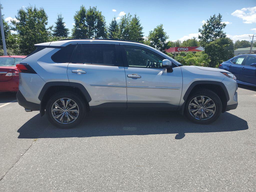 used 2022 Toyota RAV4 Hybrid car, priced at $28,806