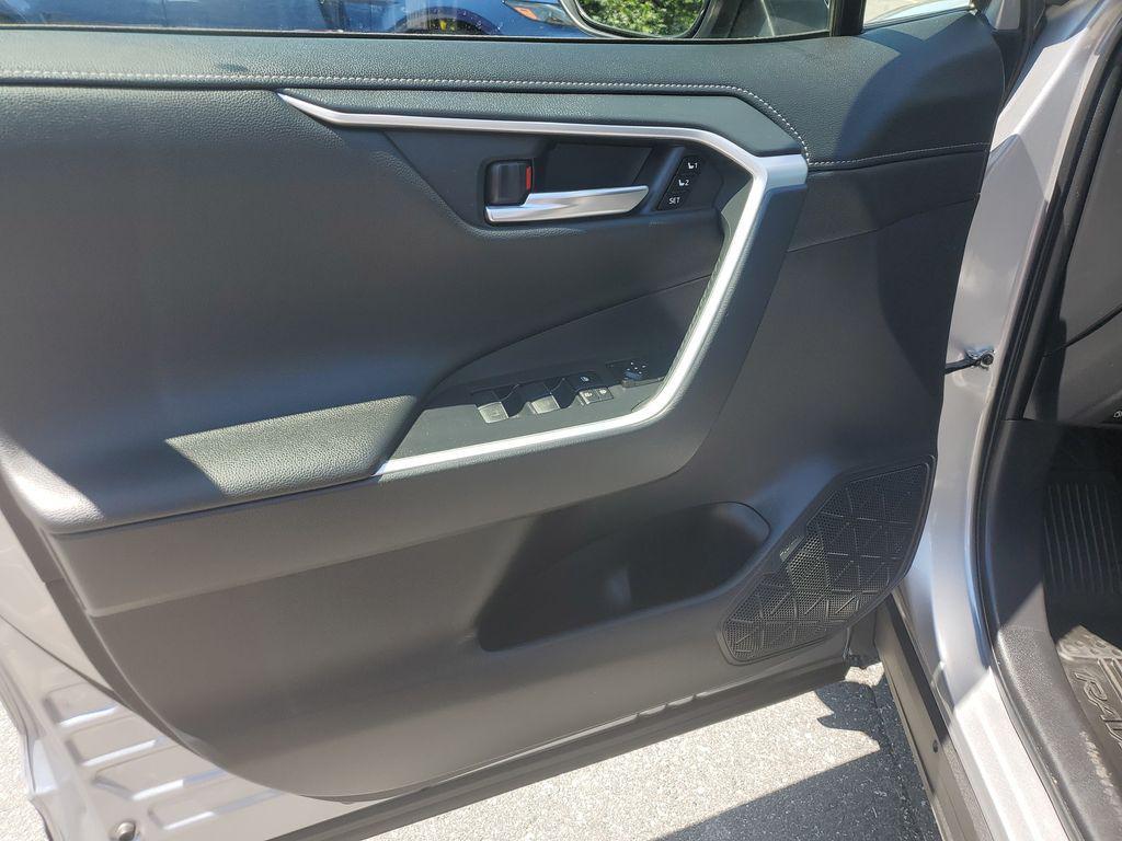 used 2022 Toyota RAV4 Hybrid car, priced at $28,806