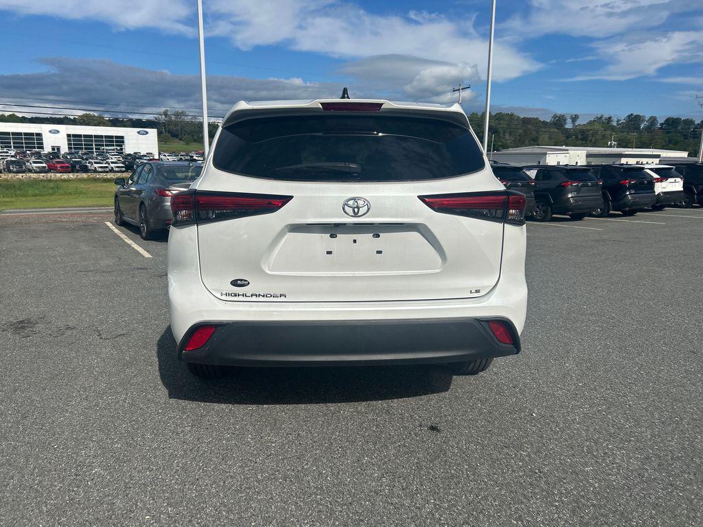 new 2023 Toyota Highlander car, priced at $34,800