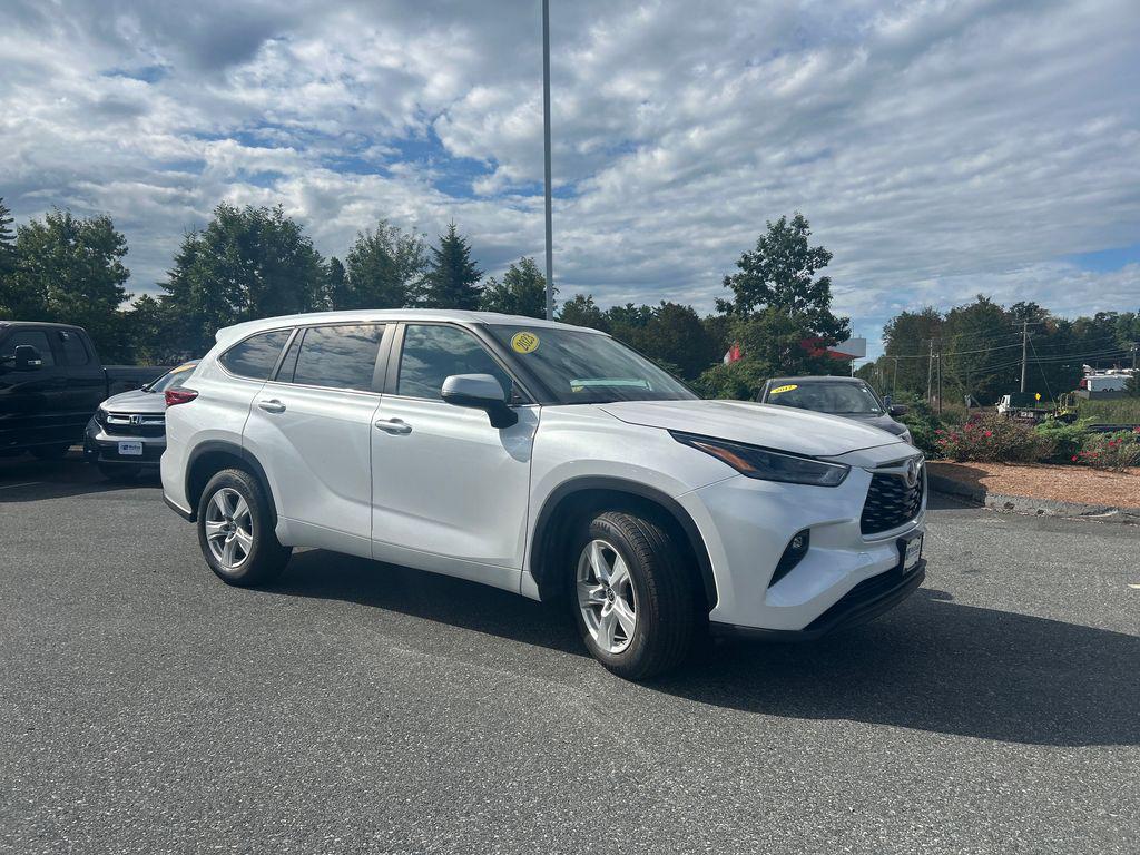 new 2023 Toyota Highlander car, priced at $34,800