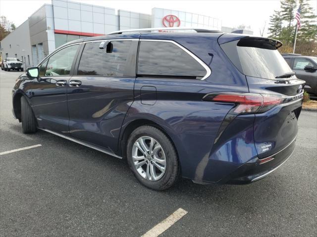 used 2021 Toyota Sienna car, priced at $43,907