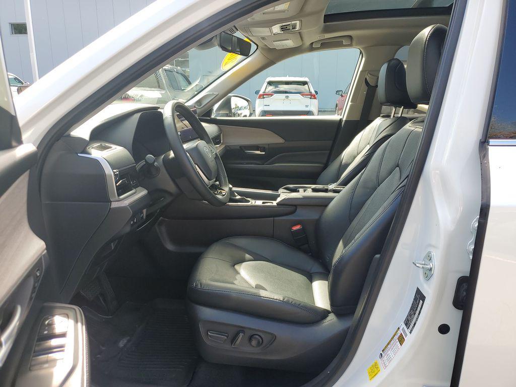 used 2024 Toyota Grand Highlander car, priced at $47,855