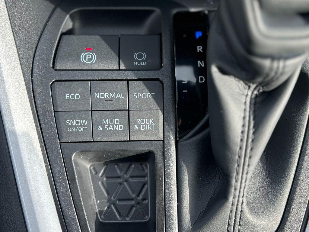 new 2025 Toyota RAV4 car, priced at $35,226