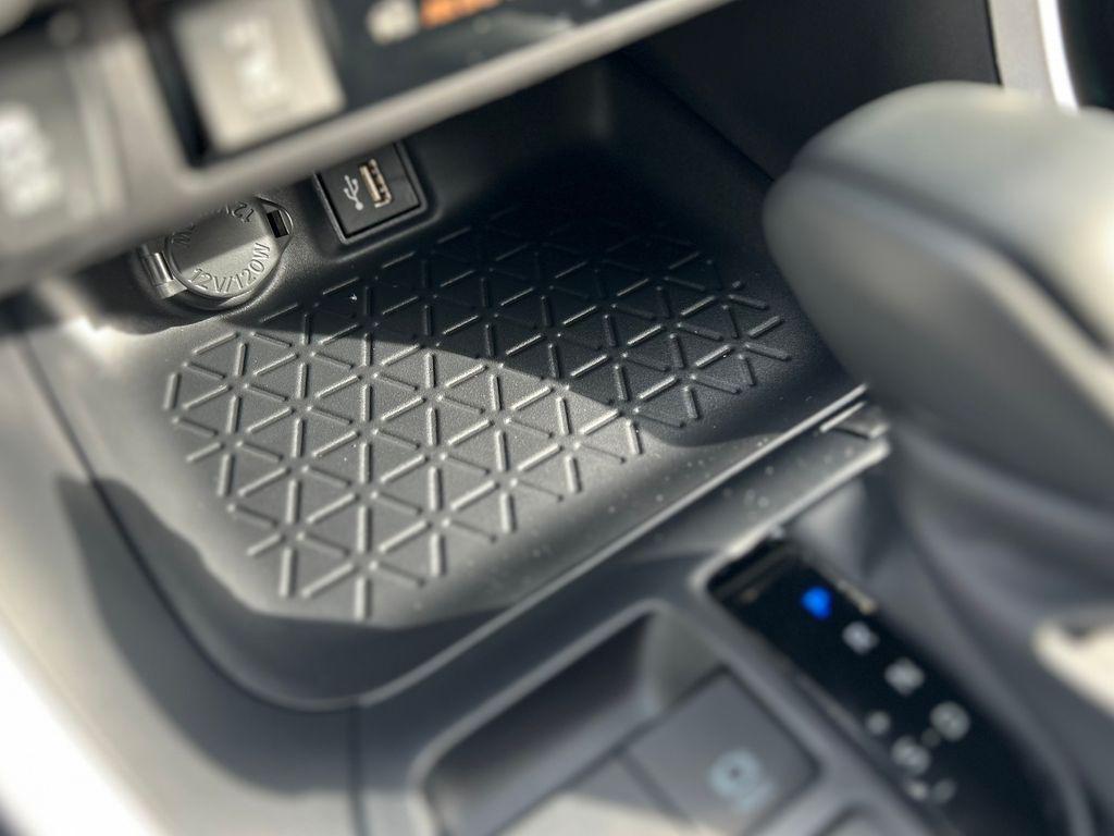 new 2025 Toyota RAV4 car, priced at $35,226