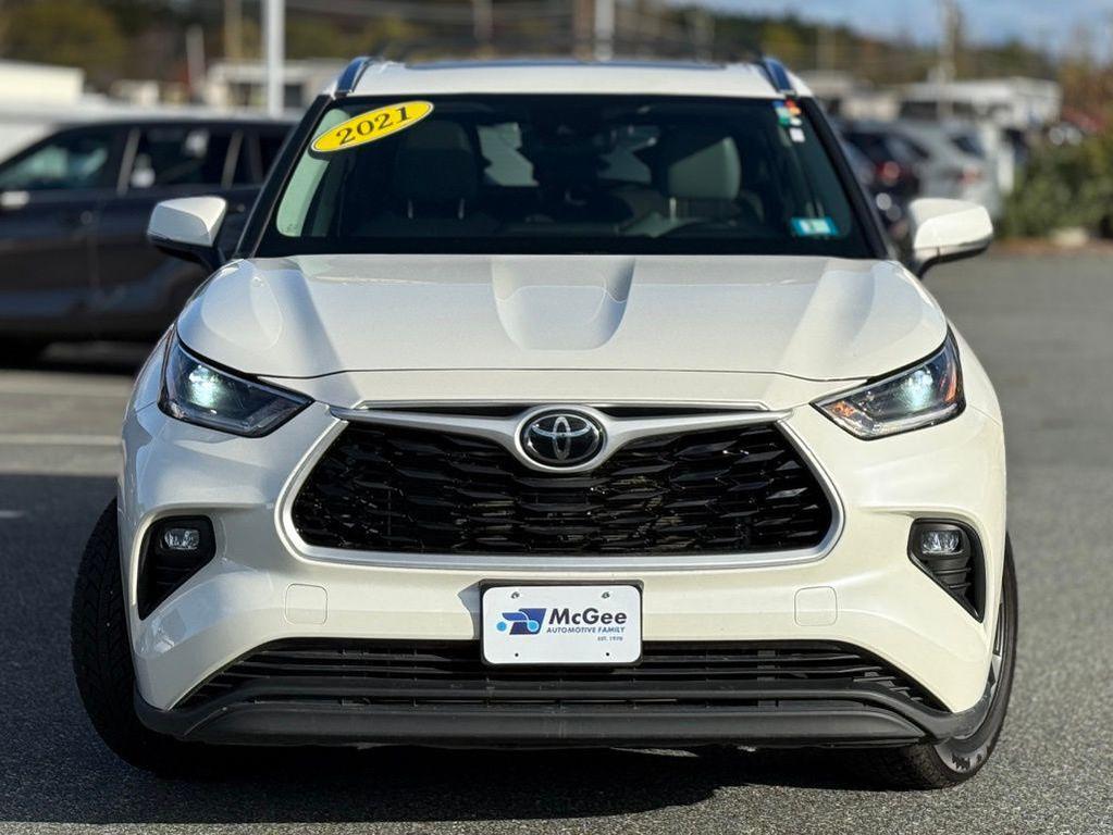 used 2021 Toyota Highlander car, priced at $30,833