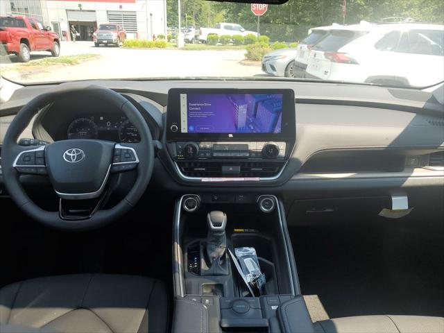 new 2025 Toyota Grand Highlander car, priced at $48,502