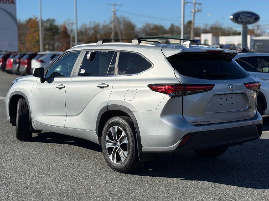 used 2023 Toyota Highlander car, priced at $37,475