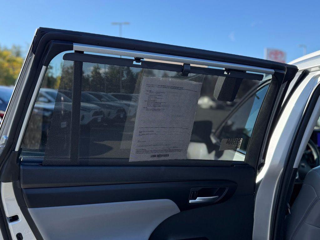 used 2023 Toyota Highlander car, priced at $37,475