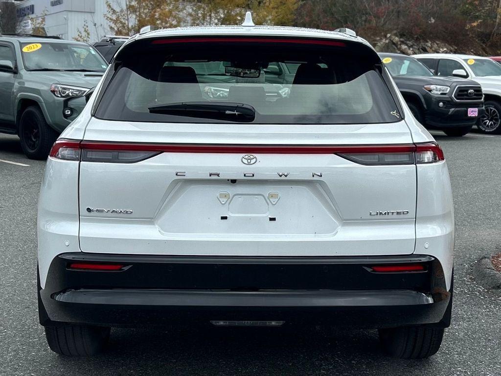 new 2025 Toyota Crown Signia car, priced at $48,658