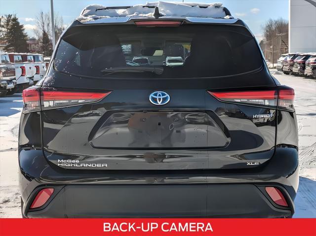 used 2022 Toyota Highlander Hybrid car, priced at $34,166