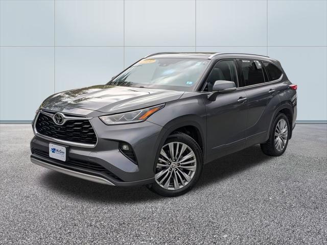 used 2020 Toyota Highlander car, priced at $28,607