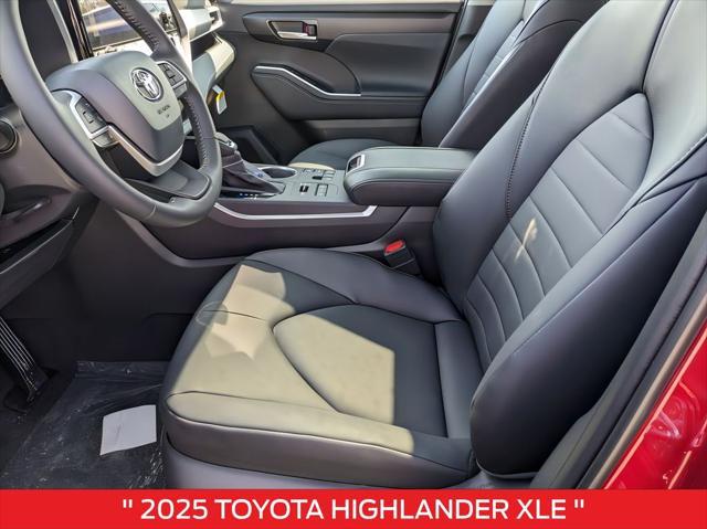 new 2025 Toyota Highlander car, priced at $44,778