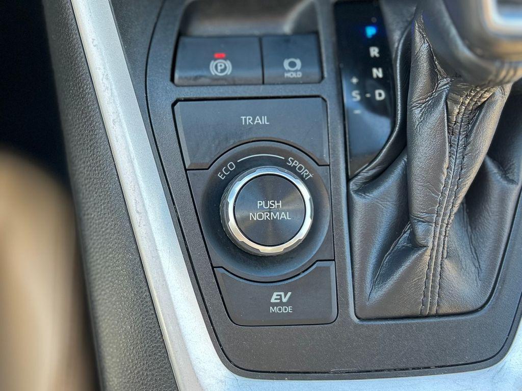 used 2022 Toyota RAV4 Hybrid car, priced at $28,546