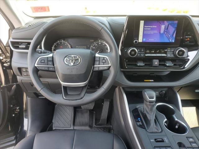 used 2024 Toyota Highlander car, priced at $44,093