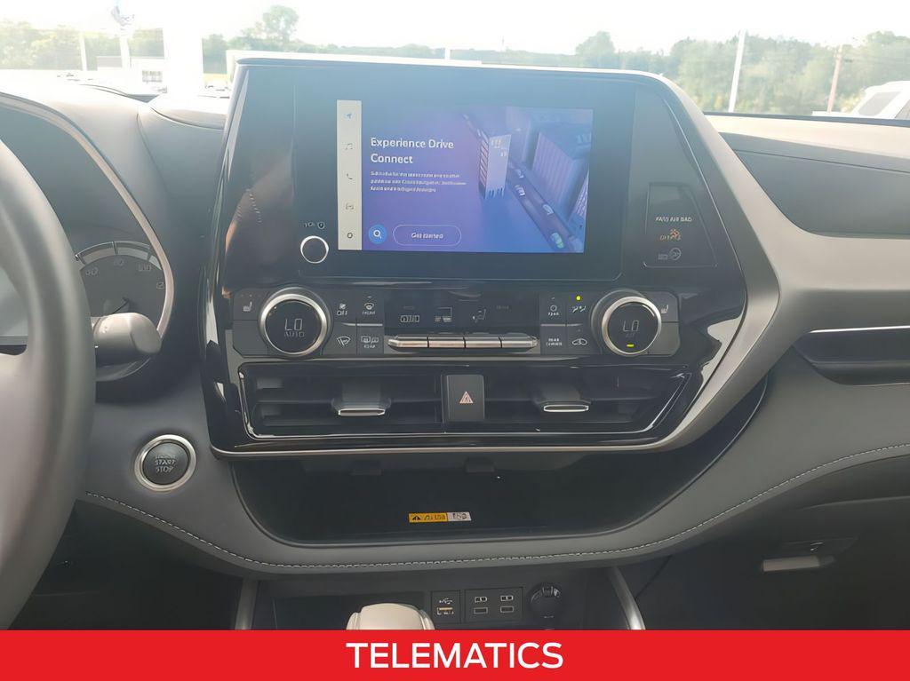used 2024 Toyota Highlander car, priced at $41,107