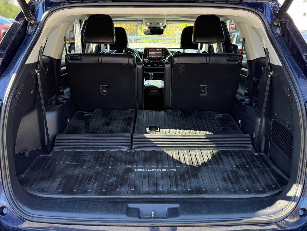 used 2021 Toyota Highlander Hybrid car, priced at $28,289