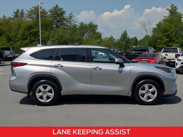 used 2021 Toyota Highlander car, priced at $27,029