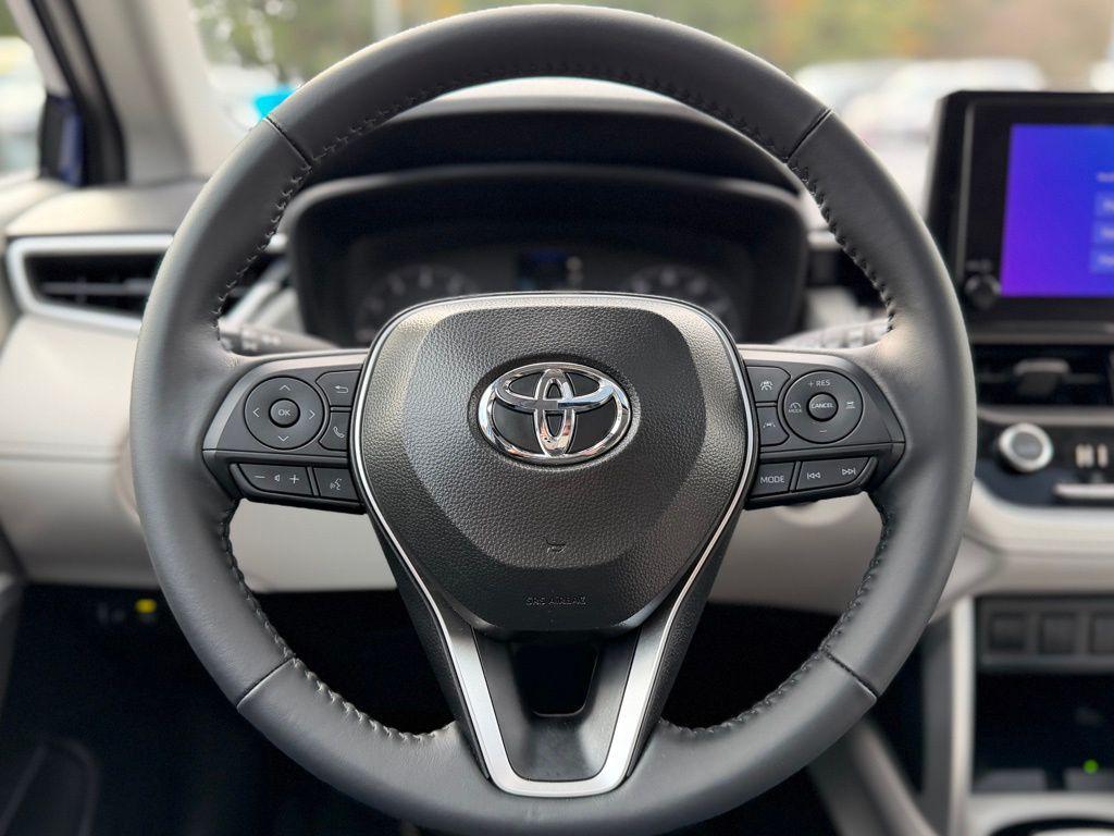 used 2025 Toyota Corolla Cross car, priced at $27,712