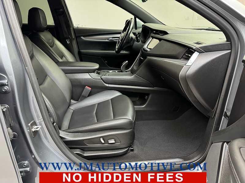 used 2022 Cadillac XT5 car, priced at $30,995