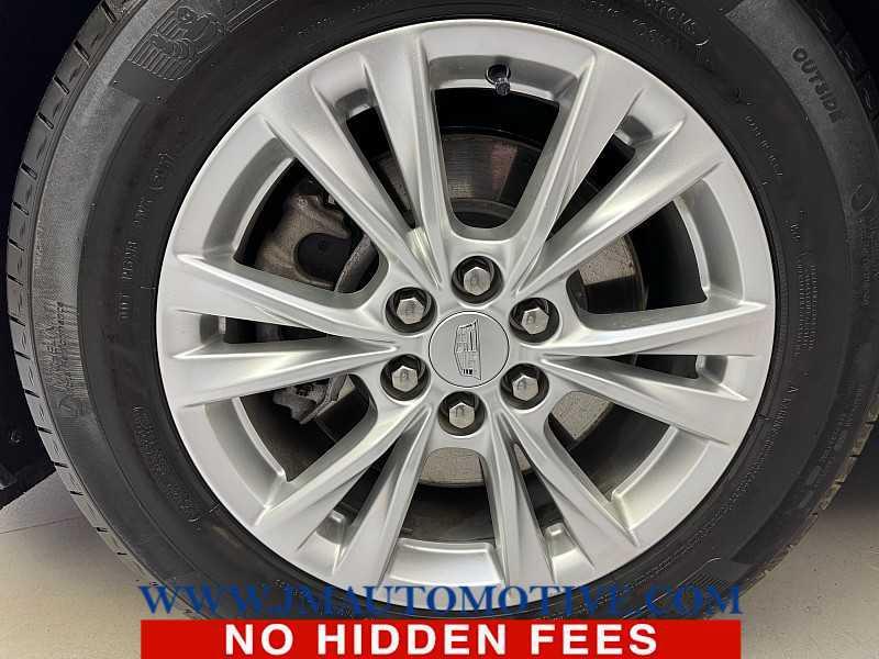 used 2022 Cadillac XT5 car, priced at $30,995