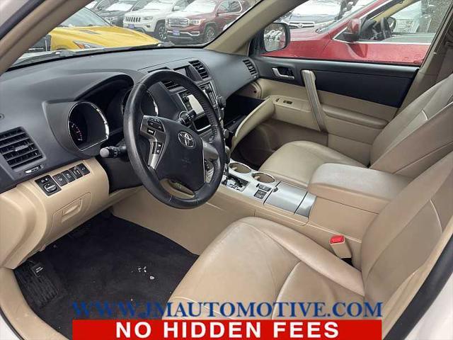 used 2013 Toyota Highlander car, priced at $18,995