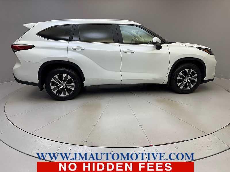 used 2023 Toyota Highlander car, priced at $37,995