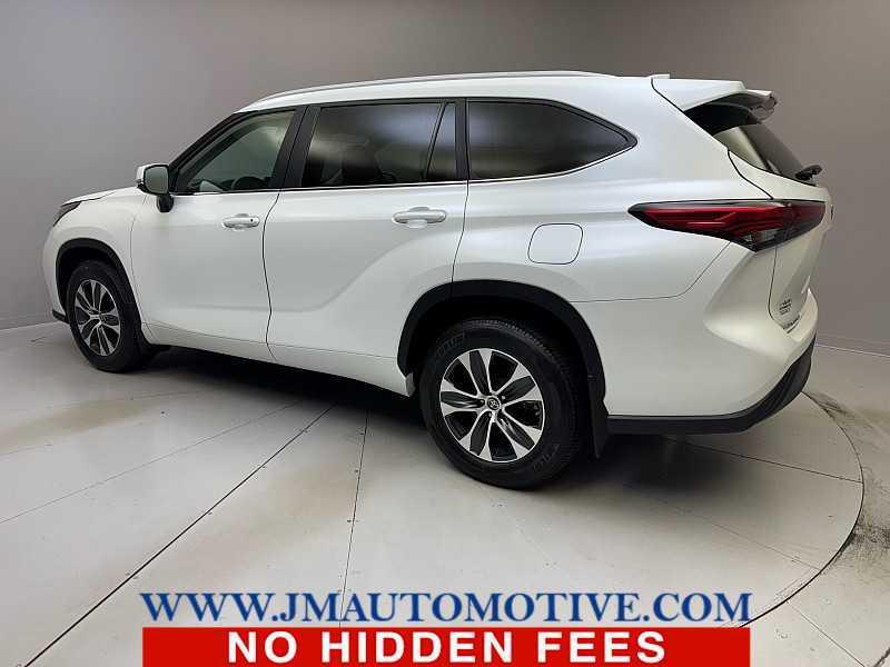 used 2023 Toyota Highlander car, priced at $37,995