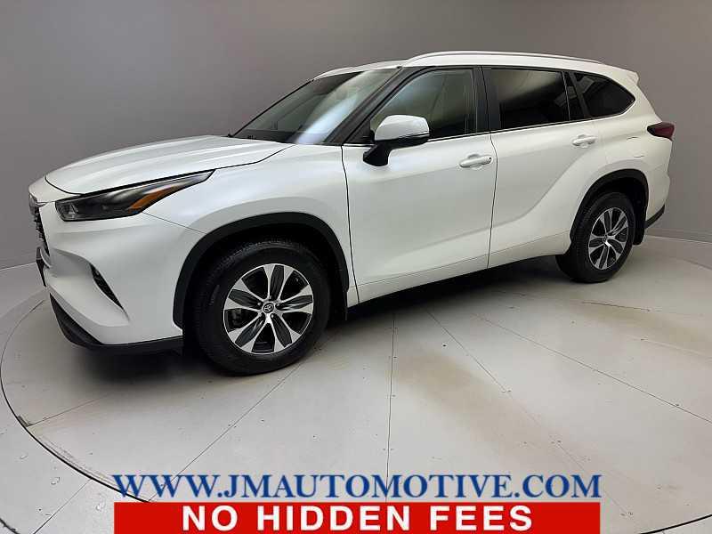 used 2023 Toyota Highlander car, priced at $37,995