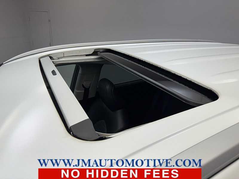 used 2023 Toyota Highlander car, priced at $37,995