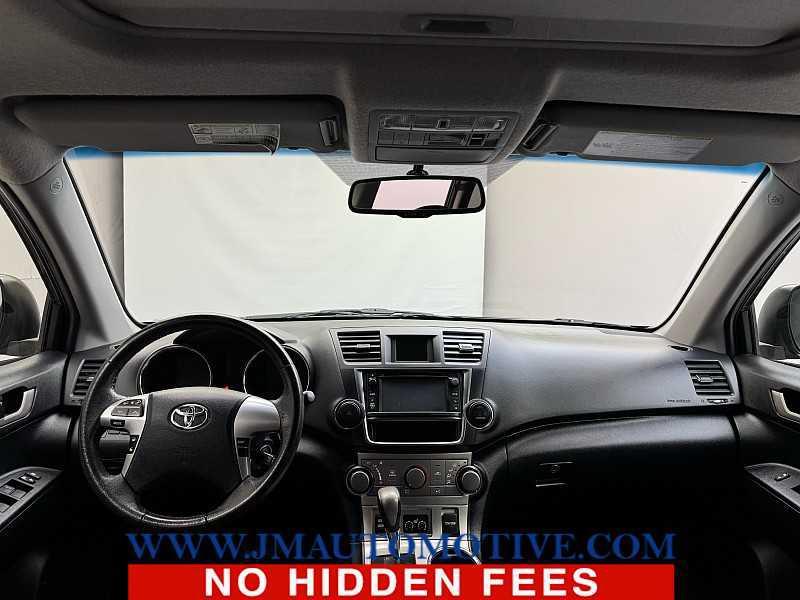 used 2013 Toyota Highlander car, priced at $14,995