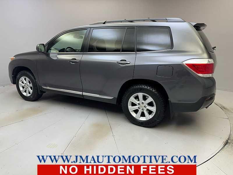 used 2013 Toyota Highlander car, priced at $14,995
