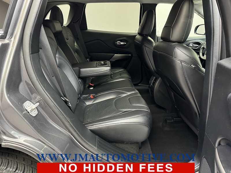 used 2020 Jeep Cherokee car, priced at $17,995