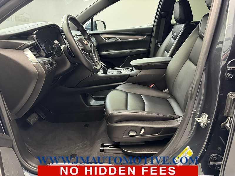 used 2021 Cadillac XT5 car, priced at $27,995