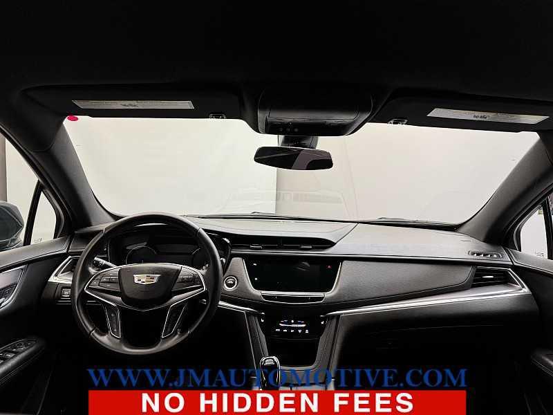 used 2021 Cadillac XT5 car, priced at $27,995