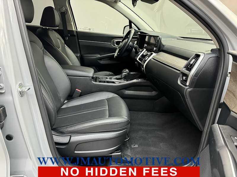 used 2022 Kia Sorento car, priced at $28,995