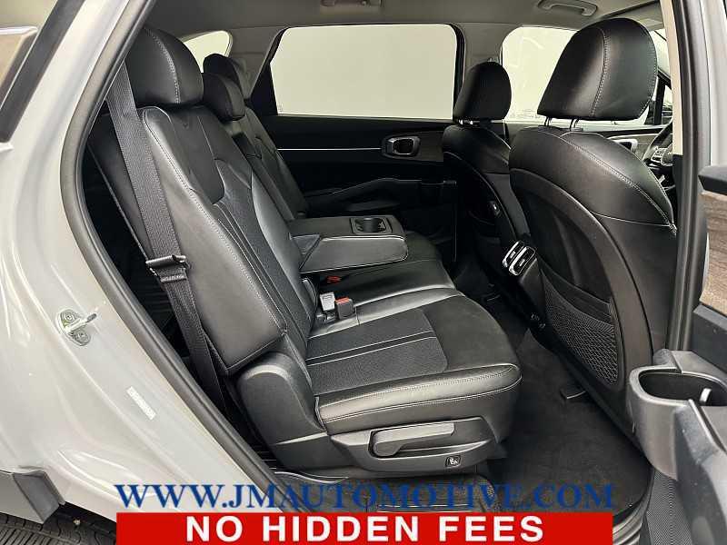 used 2022 Kia Sorento car, priced at $28,995