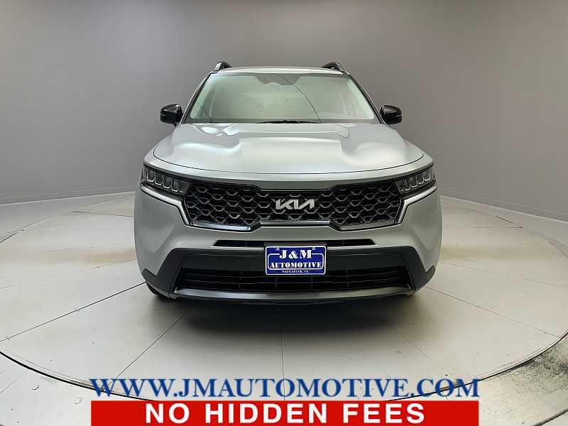 used 2022 Kia Sorento car, priced at $28,995