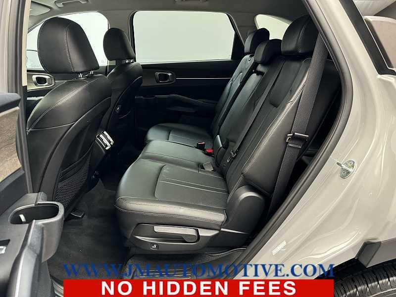 used 2022 Kia Sorento car, priced at $28,995