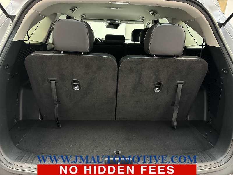 used 2022 Kia Sorento car, priced at $28,995