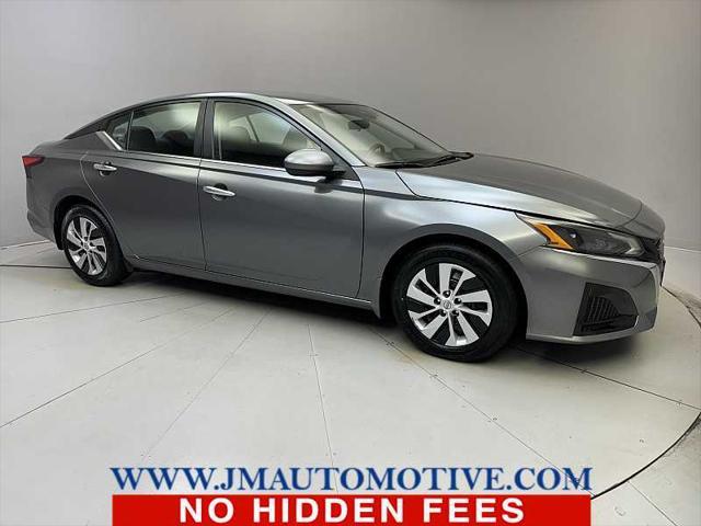 used 2023 Nissan Altima car, priced at $19,495