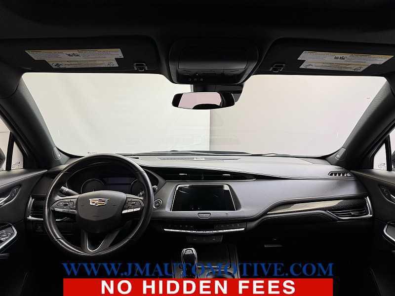 used 2020 Cadillac XT4 car, priced at $21,995