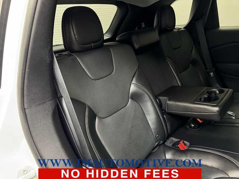 used 2019 Jeep Cherokee car, priced at $17,995