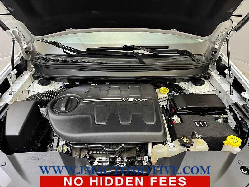 used 2019 Jeep Cherokee car, priced at $17,995