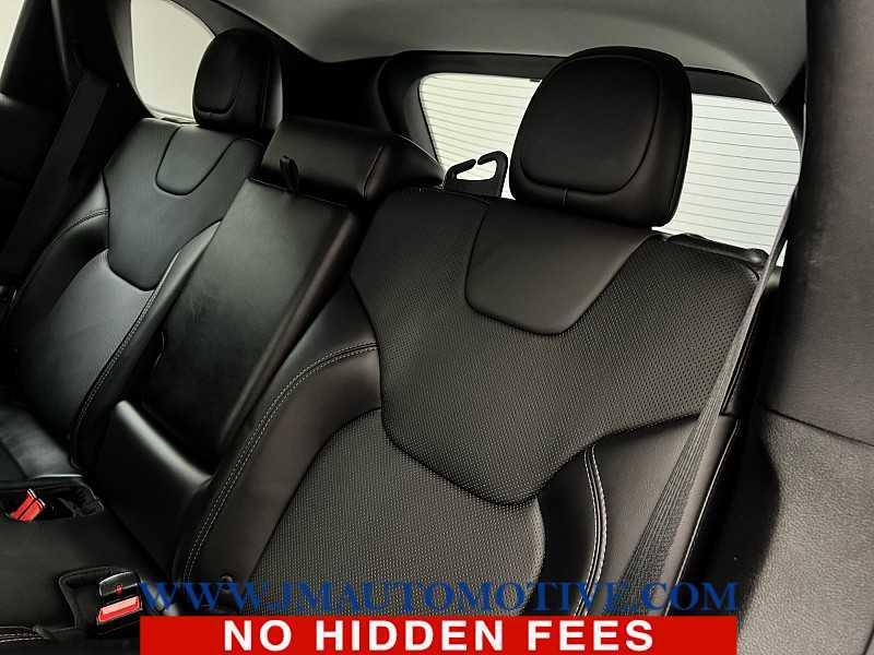 used 2019 Jeep Cherokee car, priced at $17,995