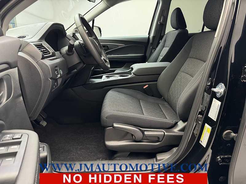 used 2025 Honda Ridgeline car, priced at $35,995