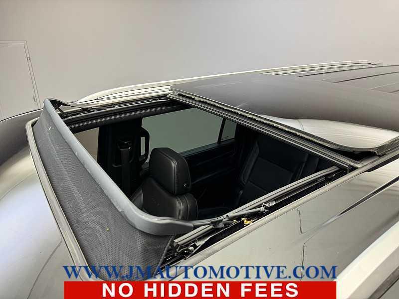 used 2022 GMC Yukon XL car, priced at $45,995