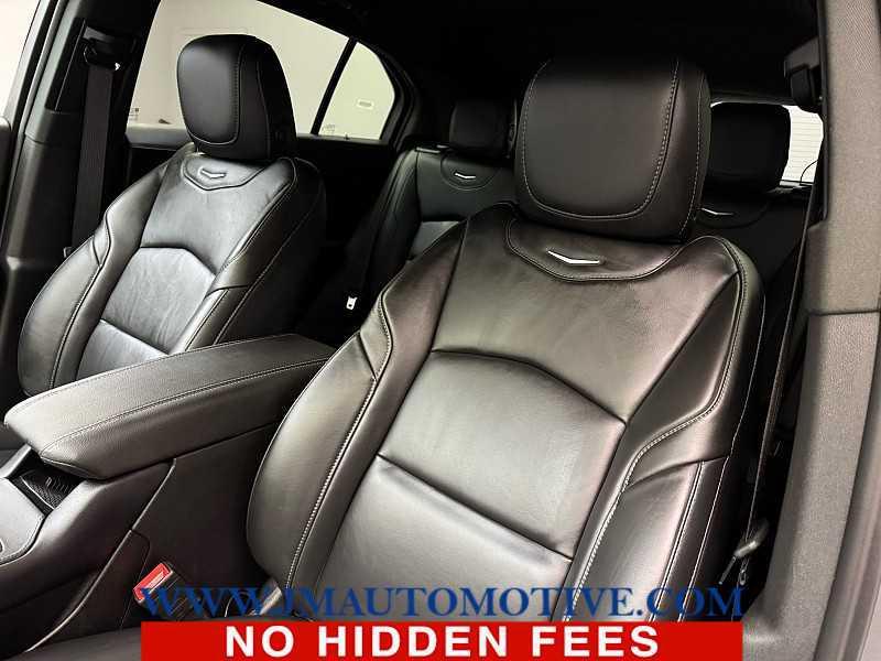 used 2023 Cadillac XT4 car, priced at $29,995